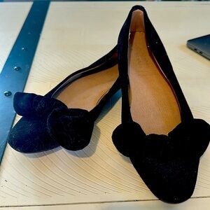 Black flats with Bow